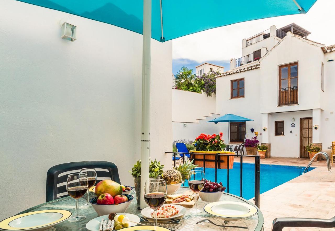 Casa Mundo - 16Th Century Traditional White Village House With Pool Pinos del Valle Dış mekan fotoğraf