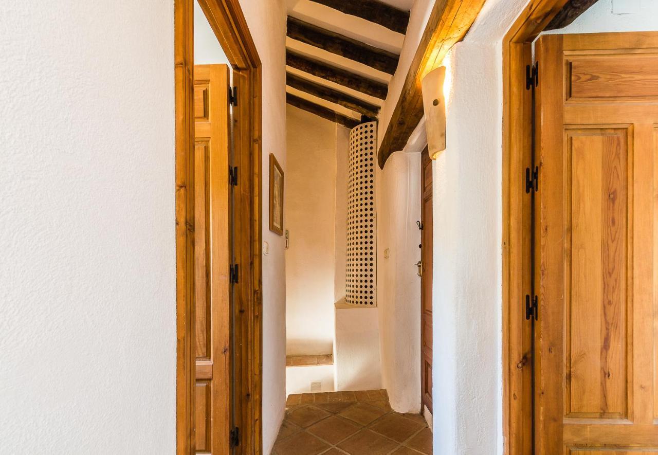 Casa Mundo - 16Th Century Traditional White Village House With Pool Pinos del Valle Dış mekan fotoğraf